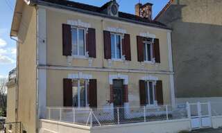 Maison 9 Pièces 185 m² à vendre à Saint-Sulpice-de-Ruffec (16460)