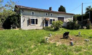 Maison 6 Pièces 145 m² à vendre à Champagne-Mouton (16350)