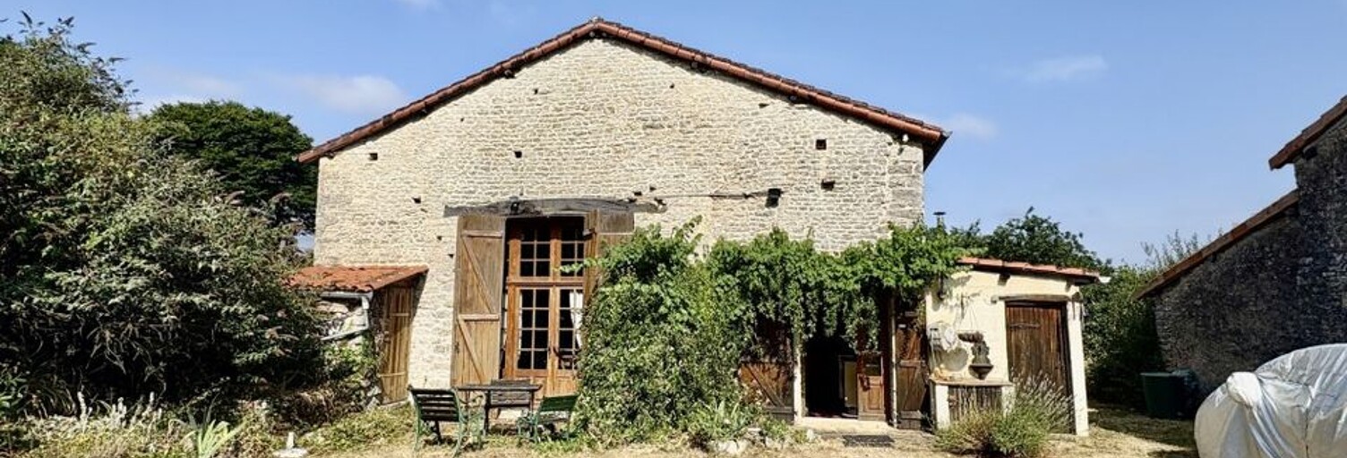 Maison 5 Pièces 148 m² à vendre à Ruffec (16700)