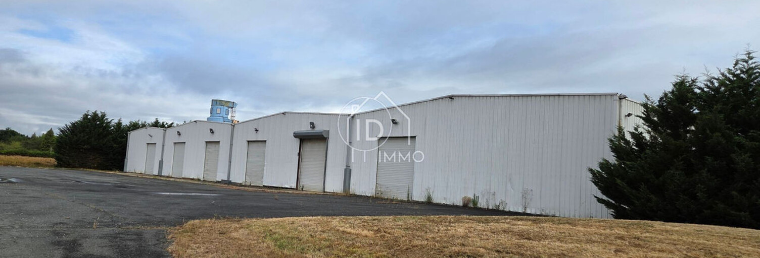 Immeuble  10200 m² à louer à Saint-Martial-d'Artenset (24700)