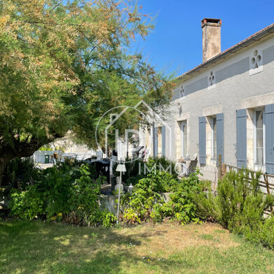 Maison 12 pièces 499200 €