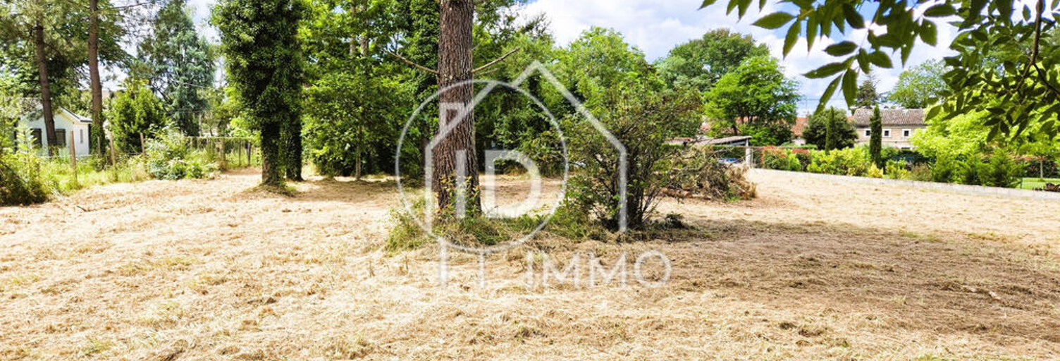 Terrain  1642 m² à vendre à Ménesplet (24700)