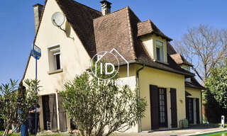 Maison 6 Pièces 113 m² à vendre à Saint-Martial-d'Artenset (24700)