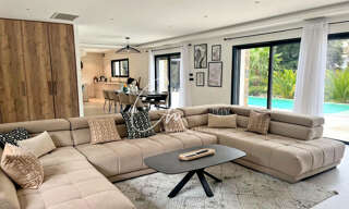 Maison 6 Pièces 187 m² à vendre à Nîmes (30900)