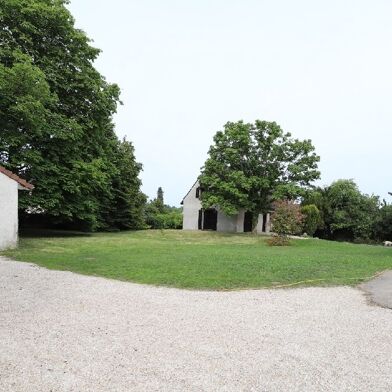 Maison 8 pièces 652600 €