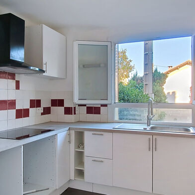 Appartement 4 pièces 144000 €