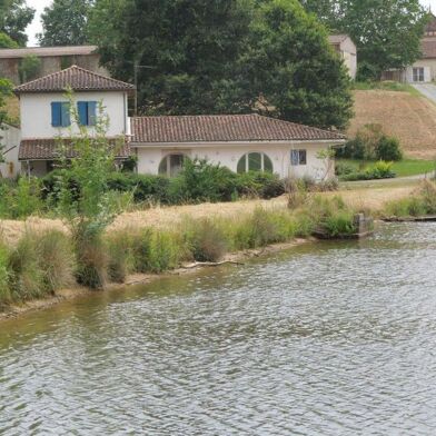 Maison 6 pièces 220500 €