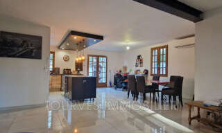 Maison 6 Pièces 220 m² à vendre à Tourves (83170)