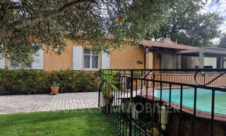 Maison  112 m² à vendre à La Roquebrussanne (83136)