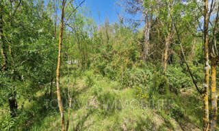 Maison  10748 m² à vendre à Tourves (83170)