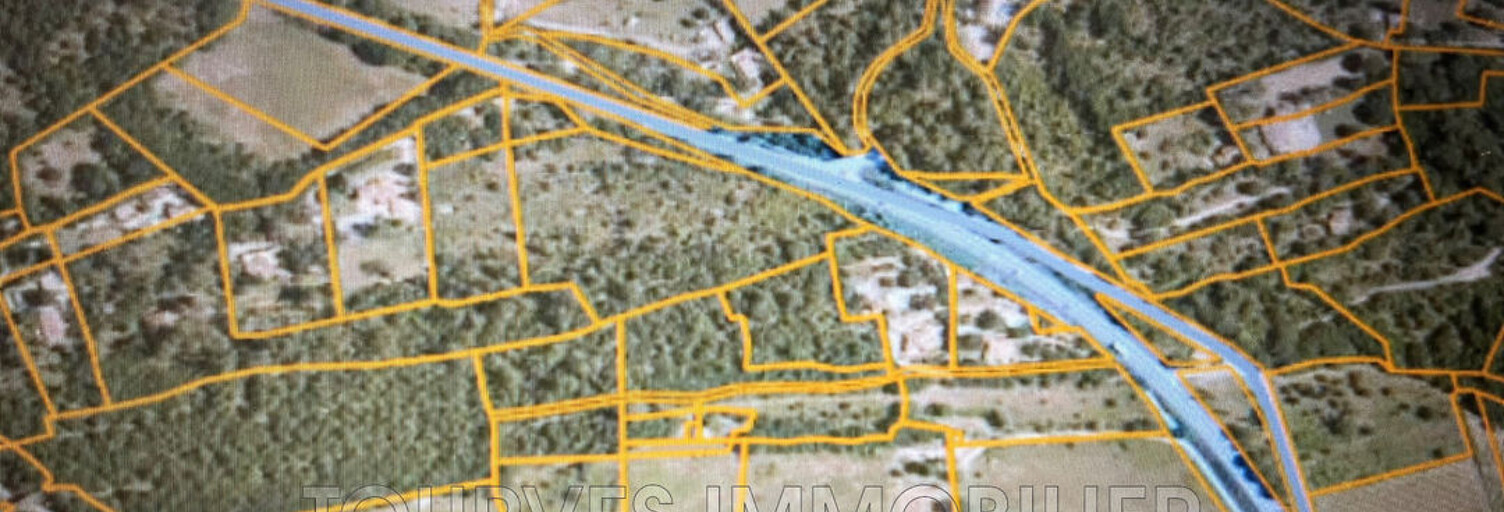 Terrain  20132 m² à vendre à Tourves (83170)