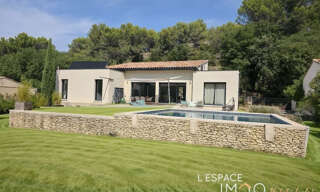 Maison 5 Pièces 122 m² à vendre à Maubec (84660)