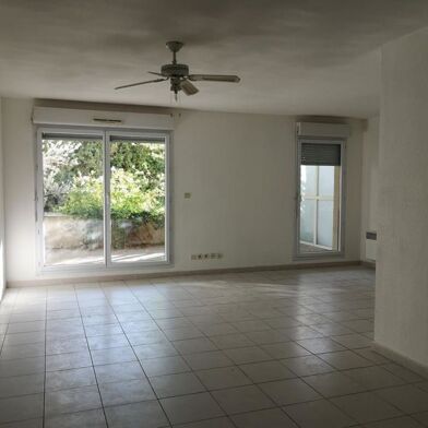 Appartement 3 pièces 722 €