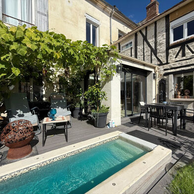 Maison 8 pièces 379000 €