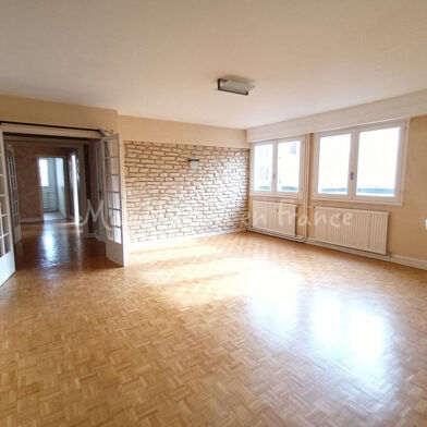 Appartement 4 pièces 252000 €