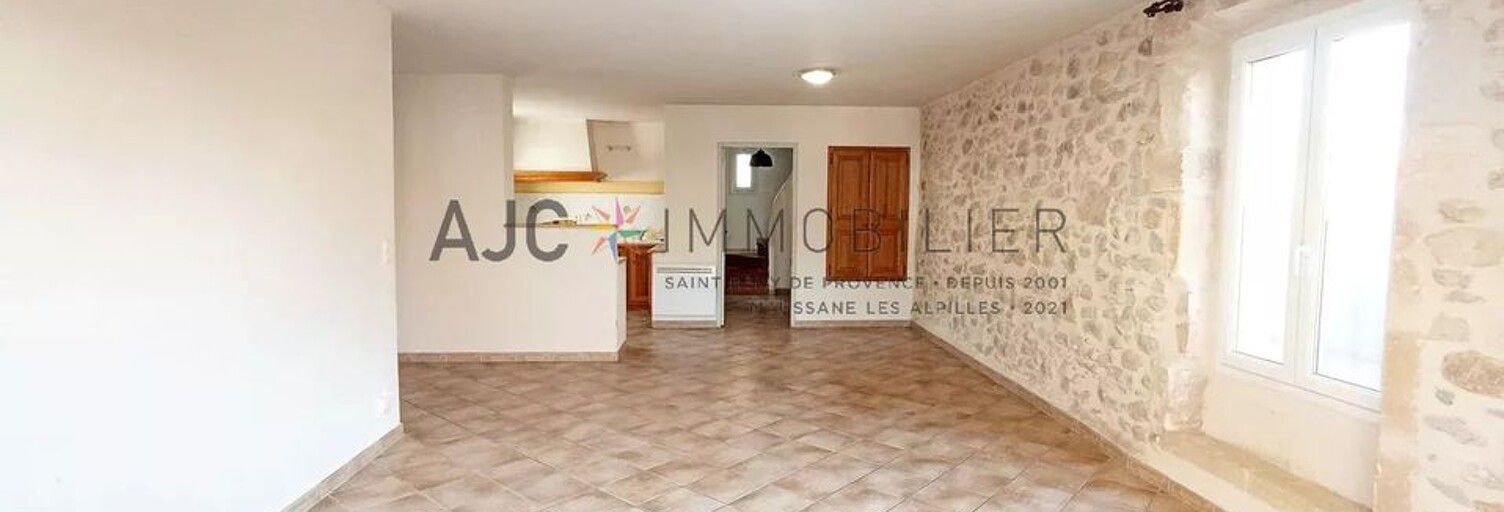 Appartement 4 Pièces 115 m² à louer à Aureille (13930)
