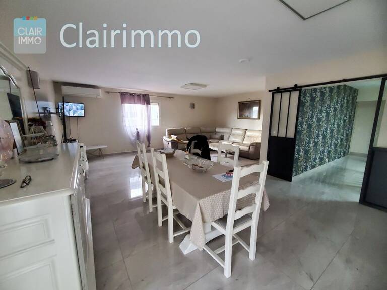 À VENDRE  Velaux Immeuble  de rapport 7 appartements — photo 1