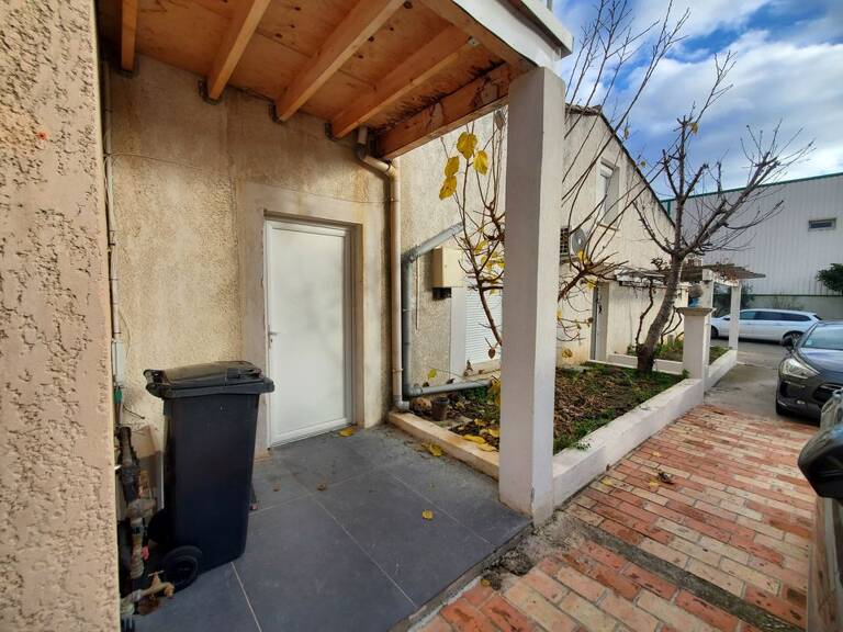 À VENDRE  Velaux Immeuble  de rapport 7 appartements — photo 1