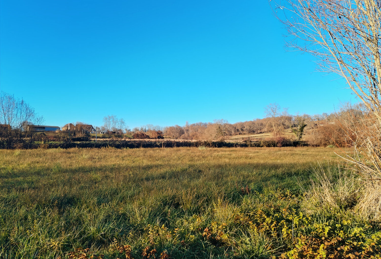 Terrain constructible à Navarrenx — photo 1
