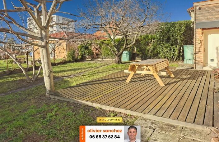 COURNON (63) - 7 pièces - DPE D - 162m² -  Vue dégagée sur la chaîne des Puys — photo 2