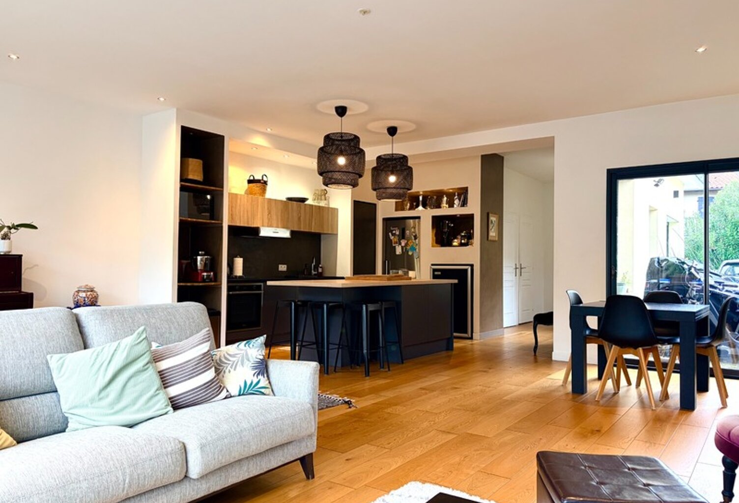 Le Bouscat Jean Jaurès – Maison récente 4 chambres avec piscine et studio indépendant — photo 1