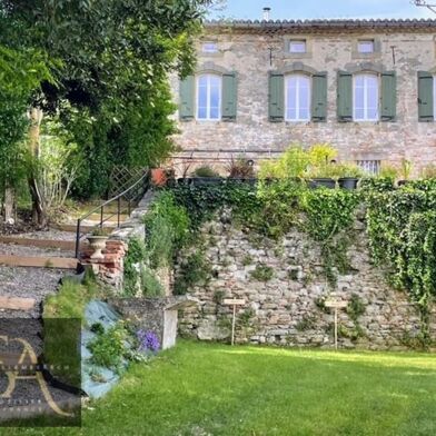 Maison 8 pièces 395000 €