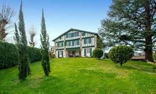 Maison 14 Pièces 650 m² à vendre à Sare (64310)