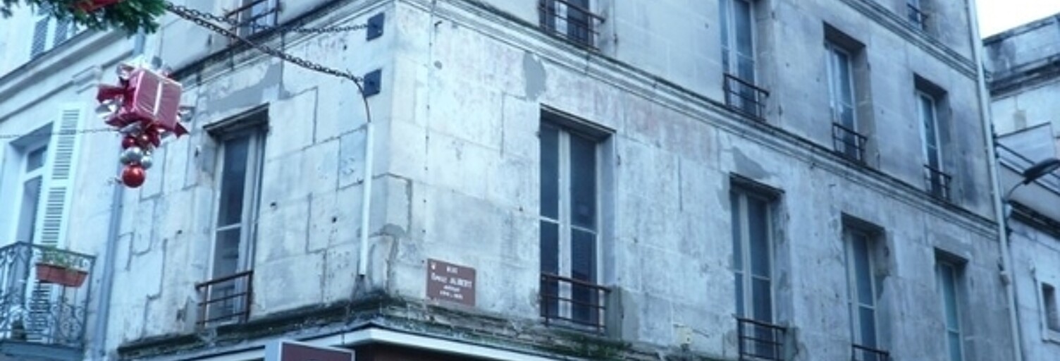 Immeuble  78 m² à vendre à Cognac (16100)