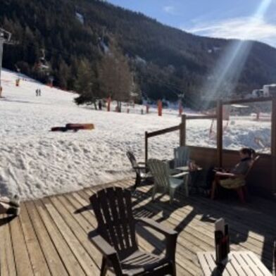 Commerce  230400 €