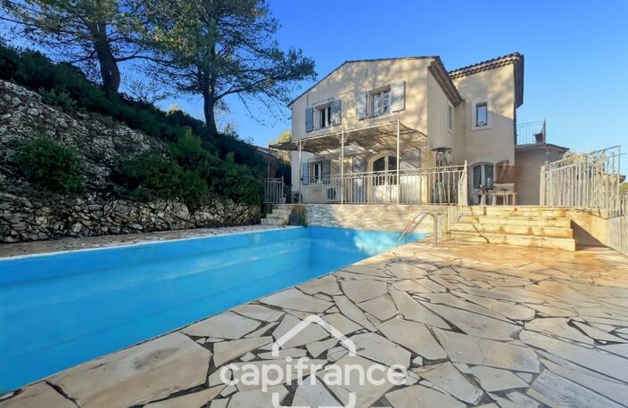 Domaine et Golf de Pont Royal, belle  propriété de 290 m2 établie sur un terrain de 2600 m2, cinq chambres, un bureau, piscine, pool house, triple garage — photo 4