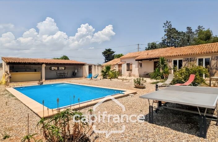 Maison à vendre 5 pièces + piscine SOLLIES VILLE (83) — photo 2