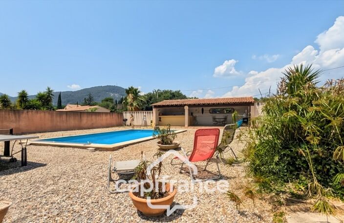 Maison à vendre 5 pièces + piscine SOLLIES VILLE (83) — photo 3