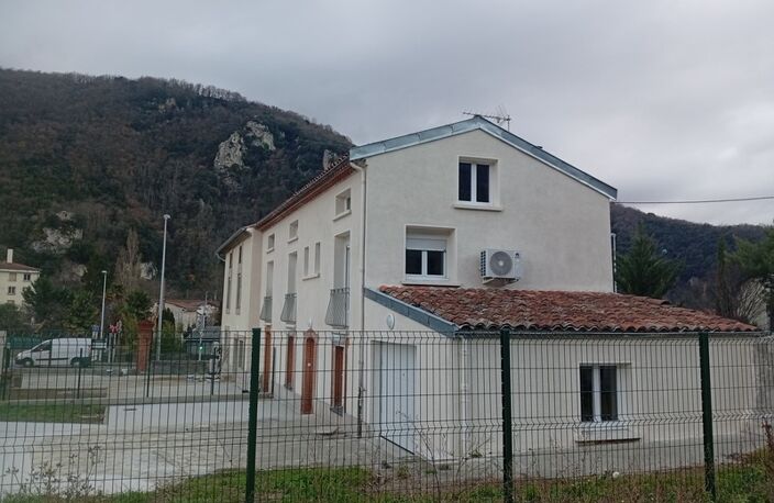 Maison à vendre 4 pièces FOIX (09) — photo 3