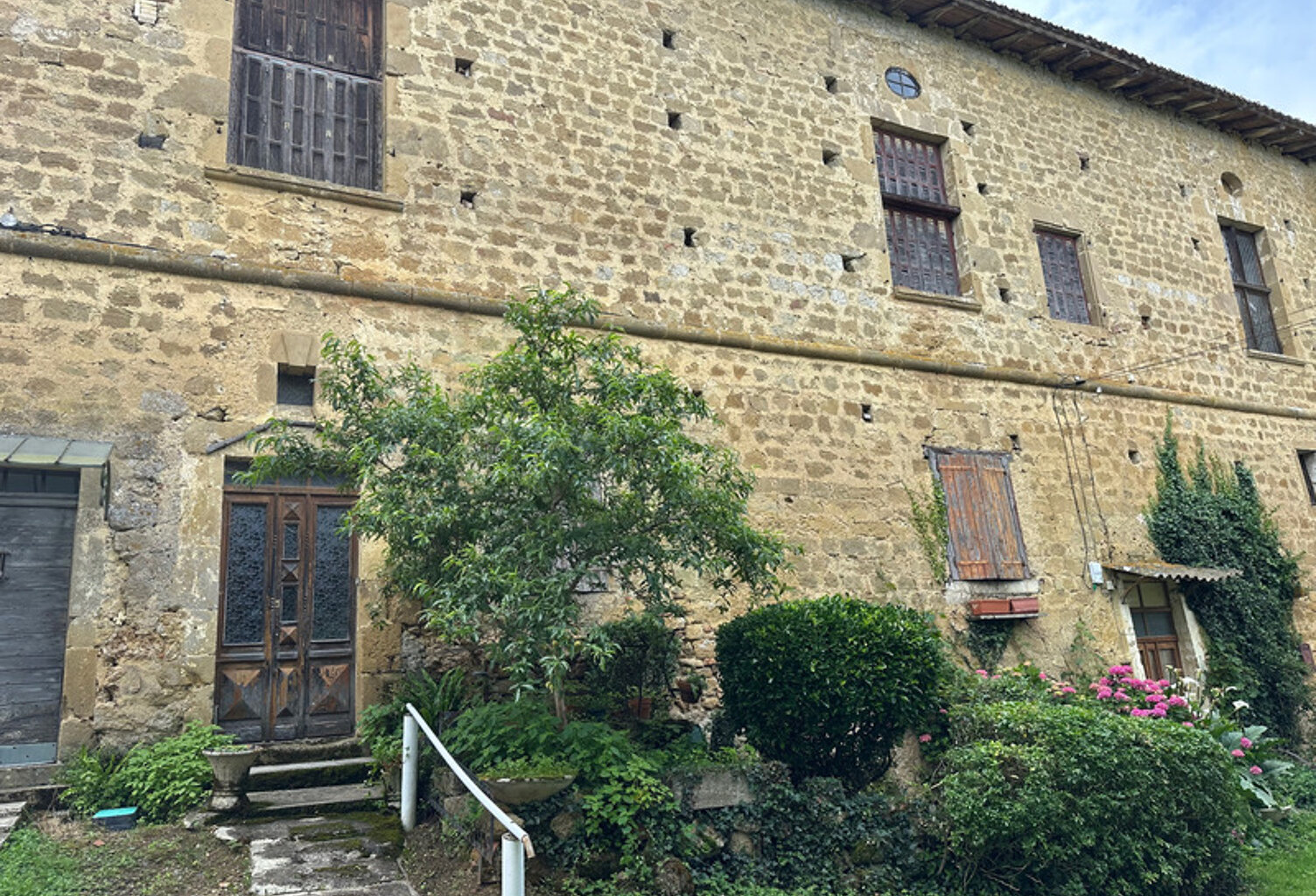 Dpt Gers (32), à vendre BASSOUES maison P7 de 200 m² - Terrain de 1 525,00 m² — photo 1