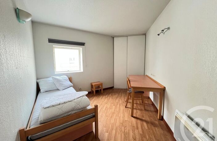 T2 — photo 2