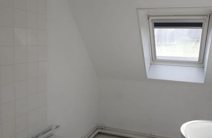 Maison 3 pièces MARCILLY SUR MAULNE — photo 4