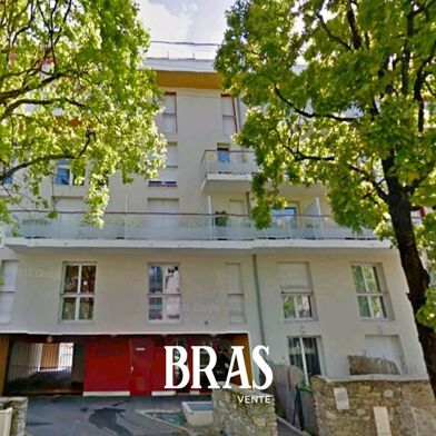 Appartement 3 pièces 254665 €