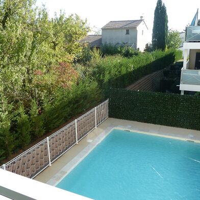 Appartement 3 pièces 980 €