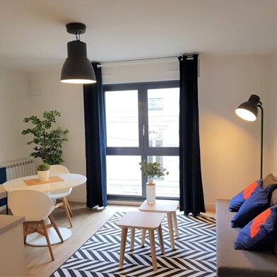 Appartement 2 pièces 880 €