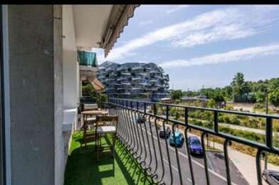 Appartement 4 pièces 1295 €