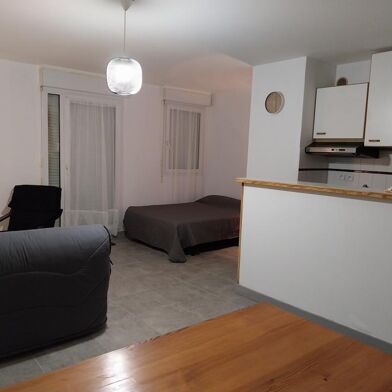 Appartement 1 pièces 530 €