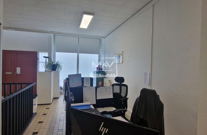 LOCAL COMMERCIAL VILLENEUVE — photo 2