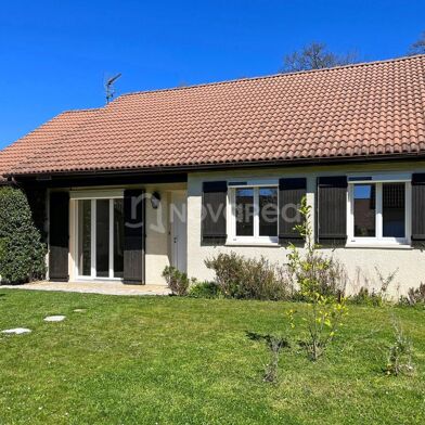 Maison 4 pièces 1355 €