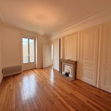 Appartement 3 pièces 1030 €