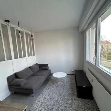 Appartement 2 pièces 700 €