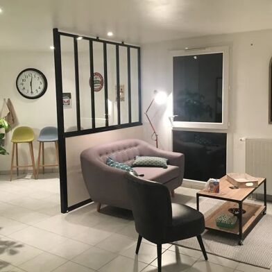 Appartement 2 pièces 740 €