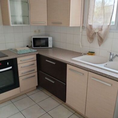 Appartement 1 pièces 594 €