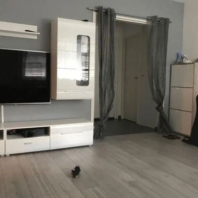 Appartement 3 pièces 800 €