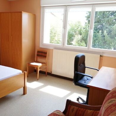 Appartement 1 pièces 470 €