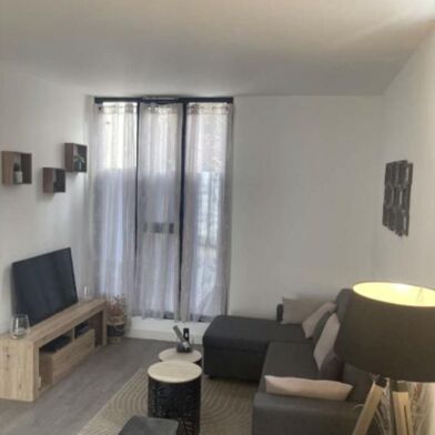 Appartement 2 pièces 870 €